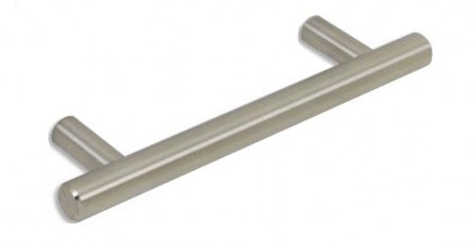 Metal Bar Pull, Brushed Nickel, 5 5/8"